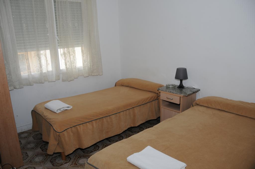 Pension Iglesias Zaragoza Exteriör bild