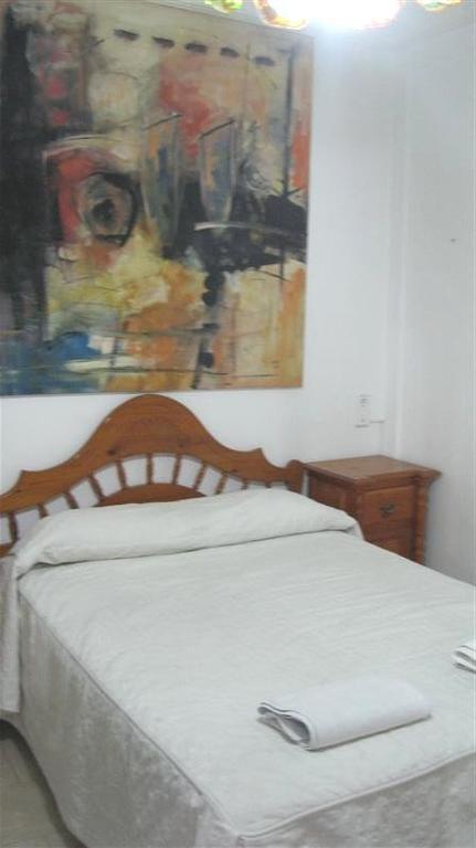 Pension Iglesias Zaragoza Rum bild